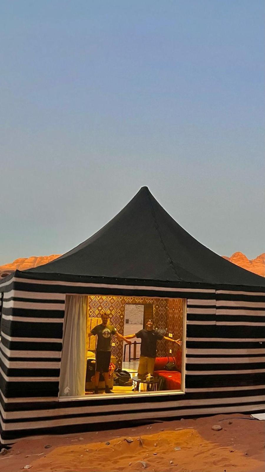 Rum Solaris Bubbles Camp وادي رم المظهر الخارجي الصورة