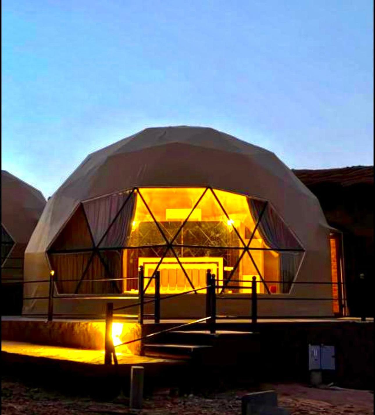 Rum Solaris Bubbles Camp وادي رم المظهر الخارجي الصورة